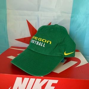 VINTAGE Nike Oregon Football Hat